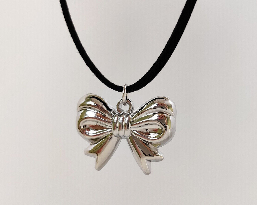 Подвеска Сердце на шнурке