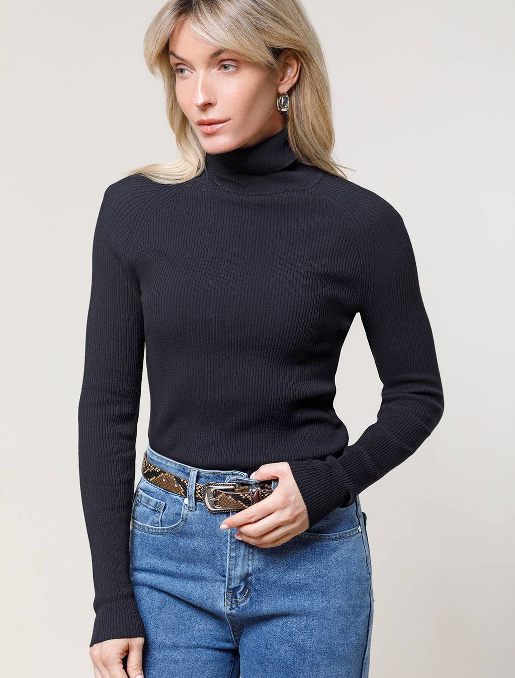 VILATTE / Свитер тонкой вязки в рубчик из вискозы  фото 6