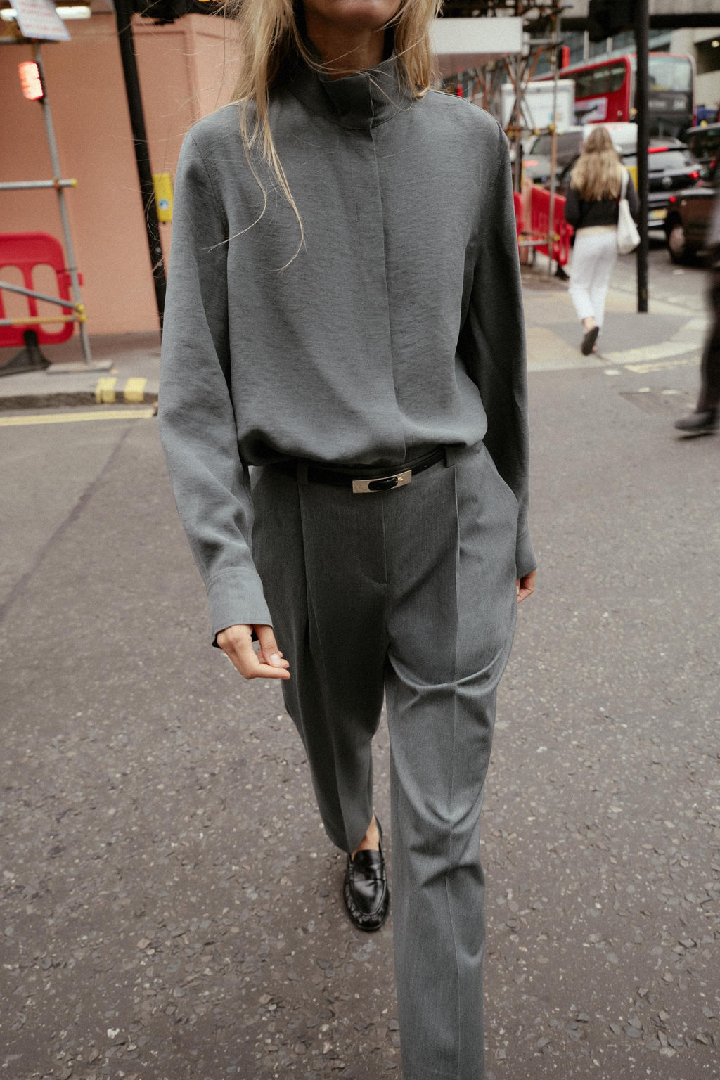 FLOWING HIGH NECK SHIRT - Zara фото 5