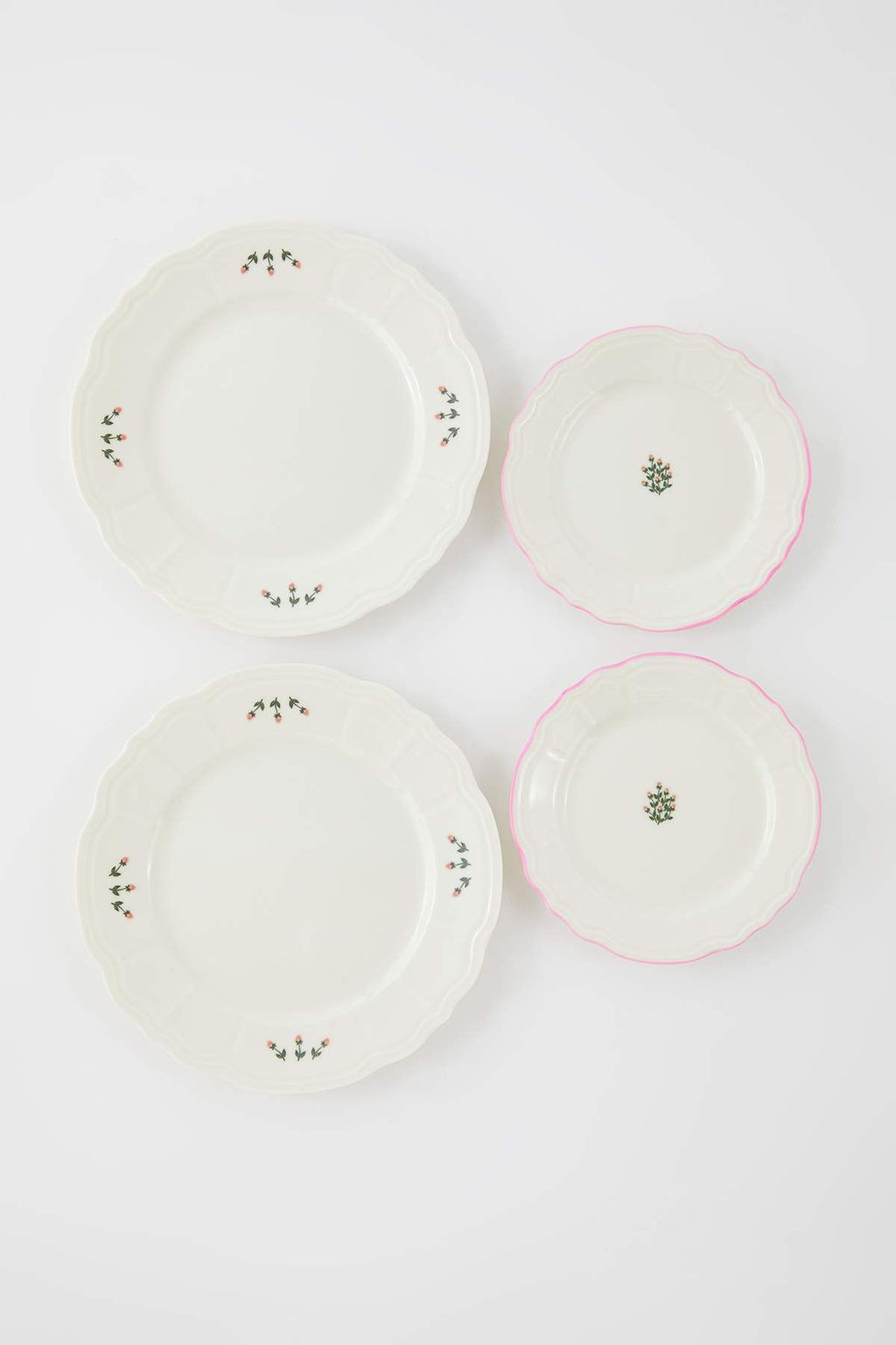 Trendyolmilla Home 2li Porselen Cicek Bask?l? Pasta Tabag? 20 cm & 2li Porselen Servis Tabag? 26 cm TPHSS25TBK00023  фото 6