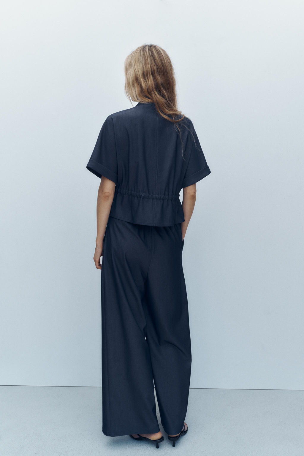 WIDE-LEG DARTED TROUSERS - Zara фото 11