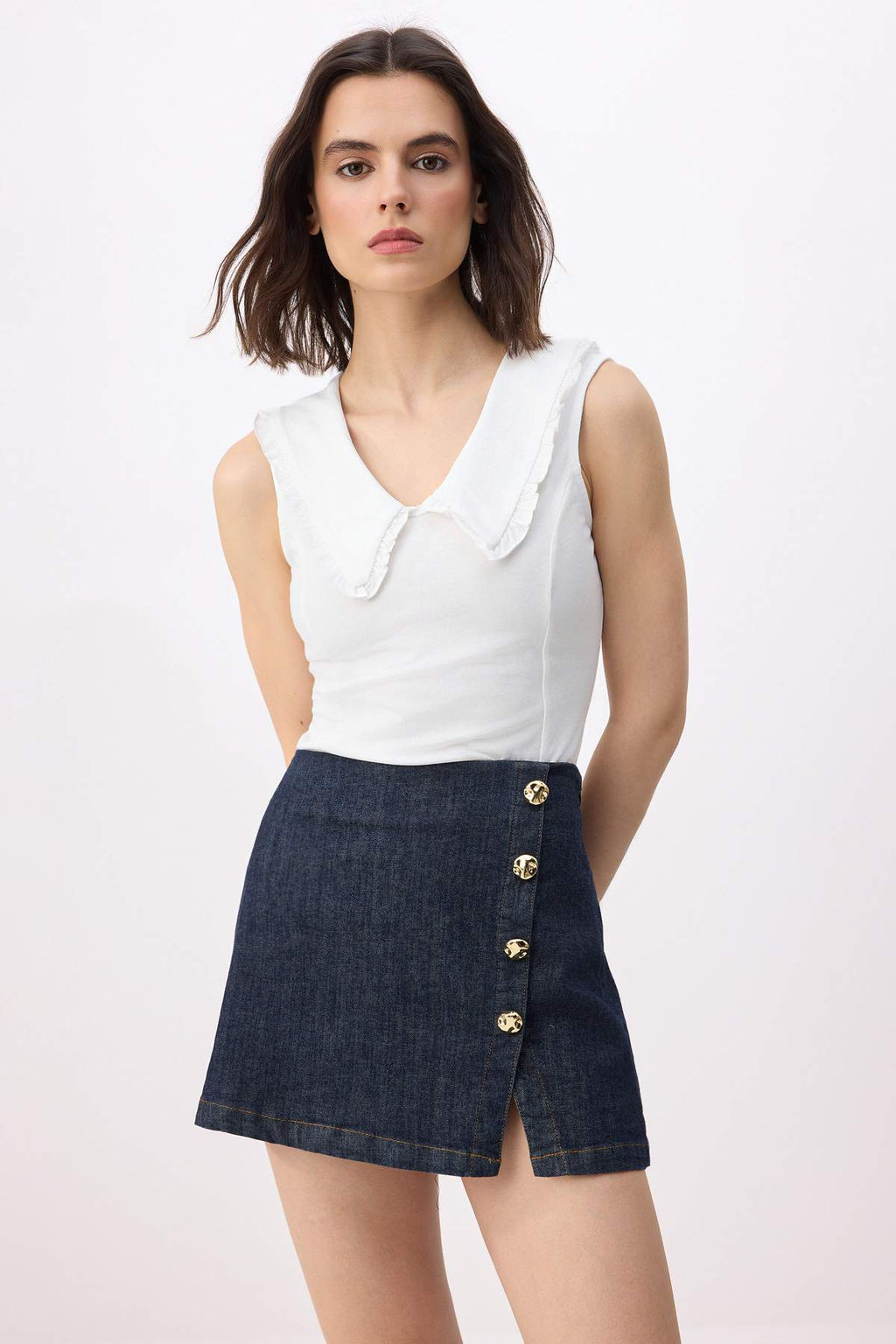 Ekru Fitted/Vucuda Oturan Bebe Yaka Kolsuz Pamuklu Esnek Orme Bluz TWOSS26BZ00438 - Trendyolmilla фото 2