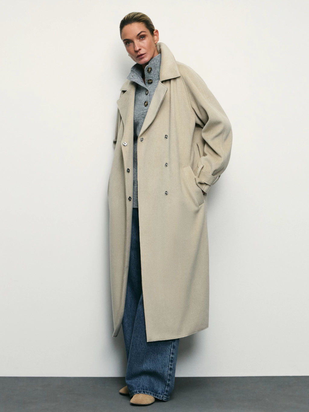 Двубортное пальто с поясом / Zarina