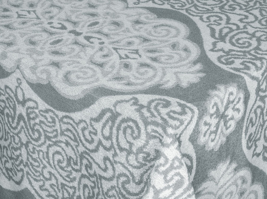 3с109.411ж1 Escada (серый св1) Плед 208х150 см