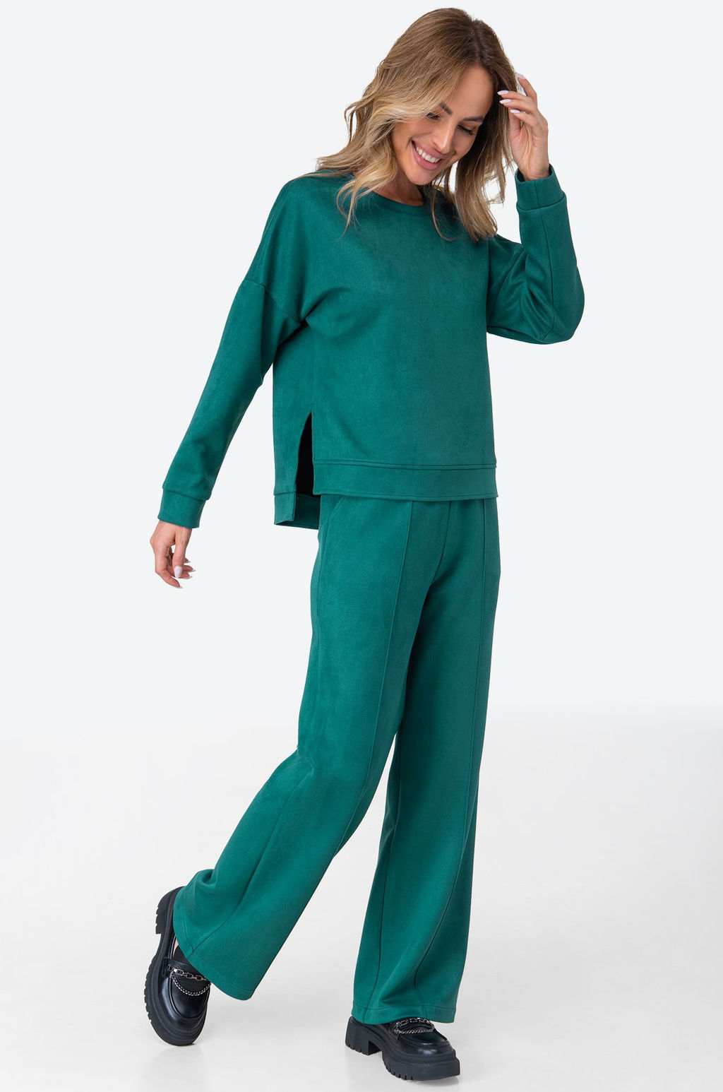 Женский костюм из экозамши Happy Fox  фото 28