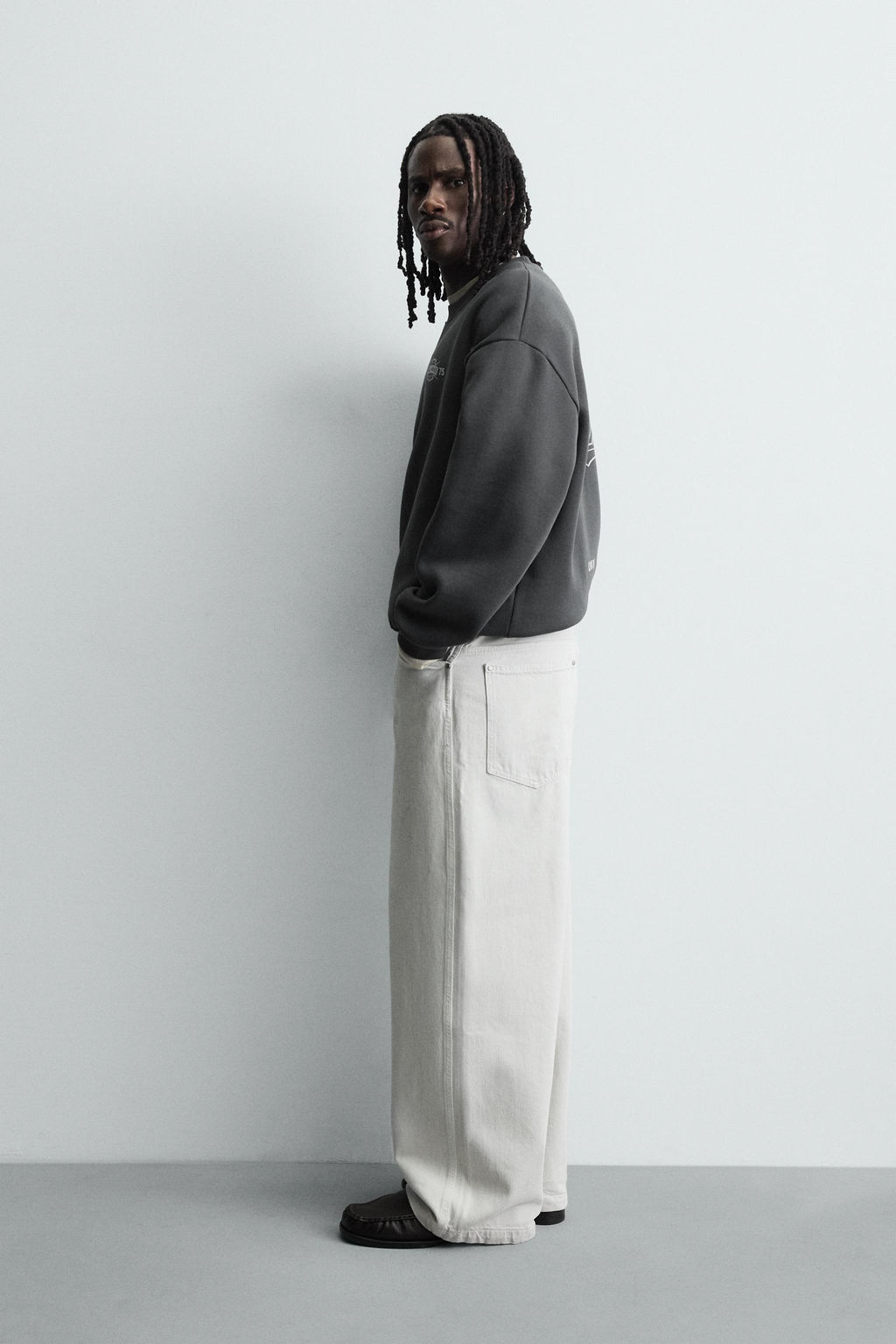 CONTRAST PRINT SWEATSHIRT - Zara фото 4