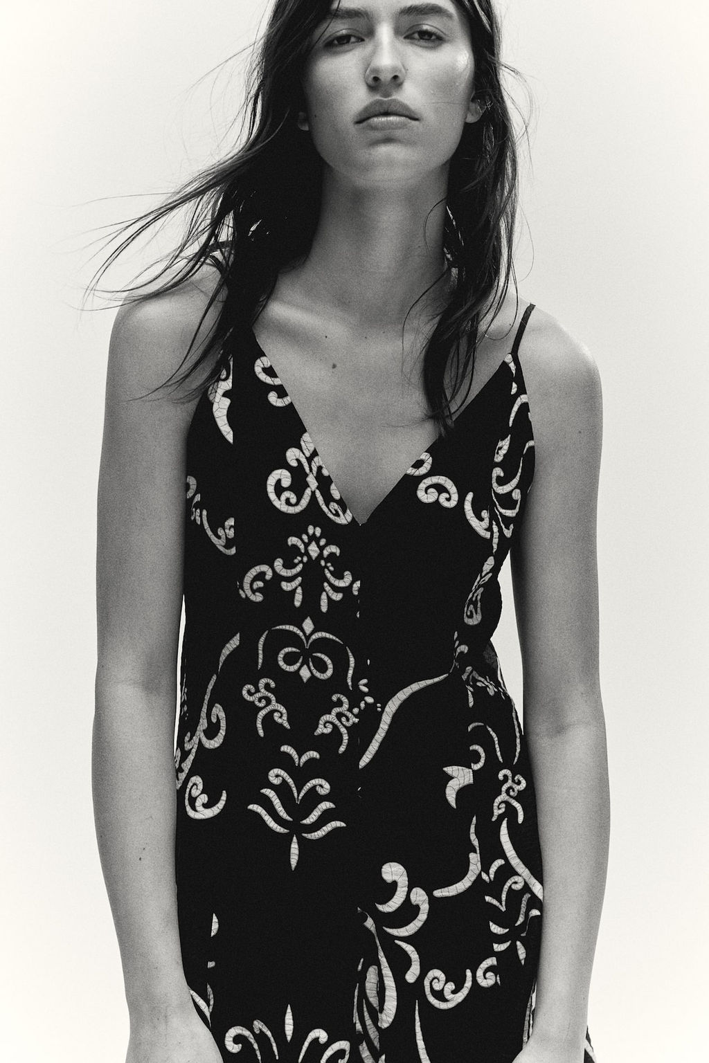 Vestido evase con tirantes finos - H&m фото 4