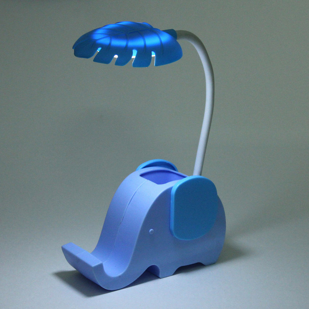 Цена за 2 шт. Настольная лампа "Sweet - Слоненок" 13*7*12.5 см LED с подстаканником, USB 0.6-3W, Голубой