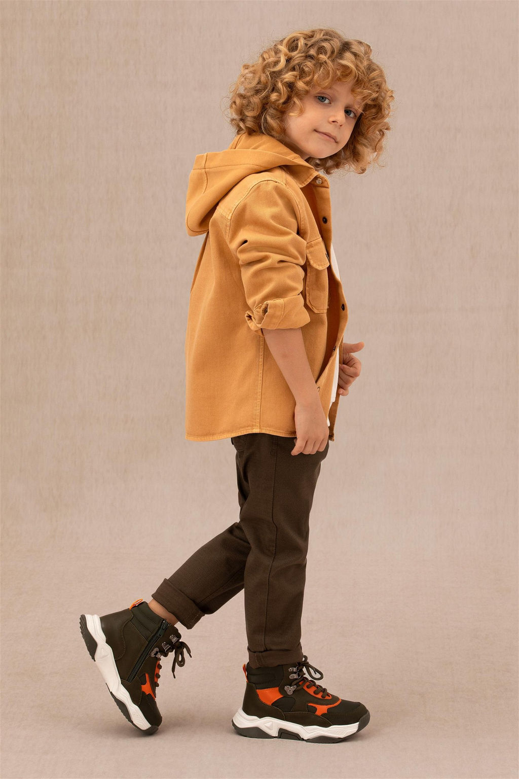 U. S. Polo Assn Брюки кокосового цвета для мальчиков из парусины - U.s. polo assn фото 6