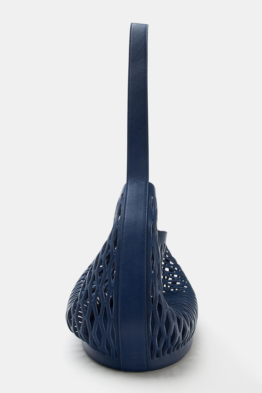 BOLSO PIEL TROQUELADO / Azul Marino - Zara фото 6