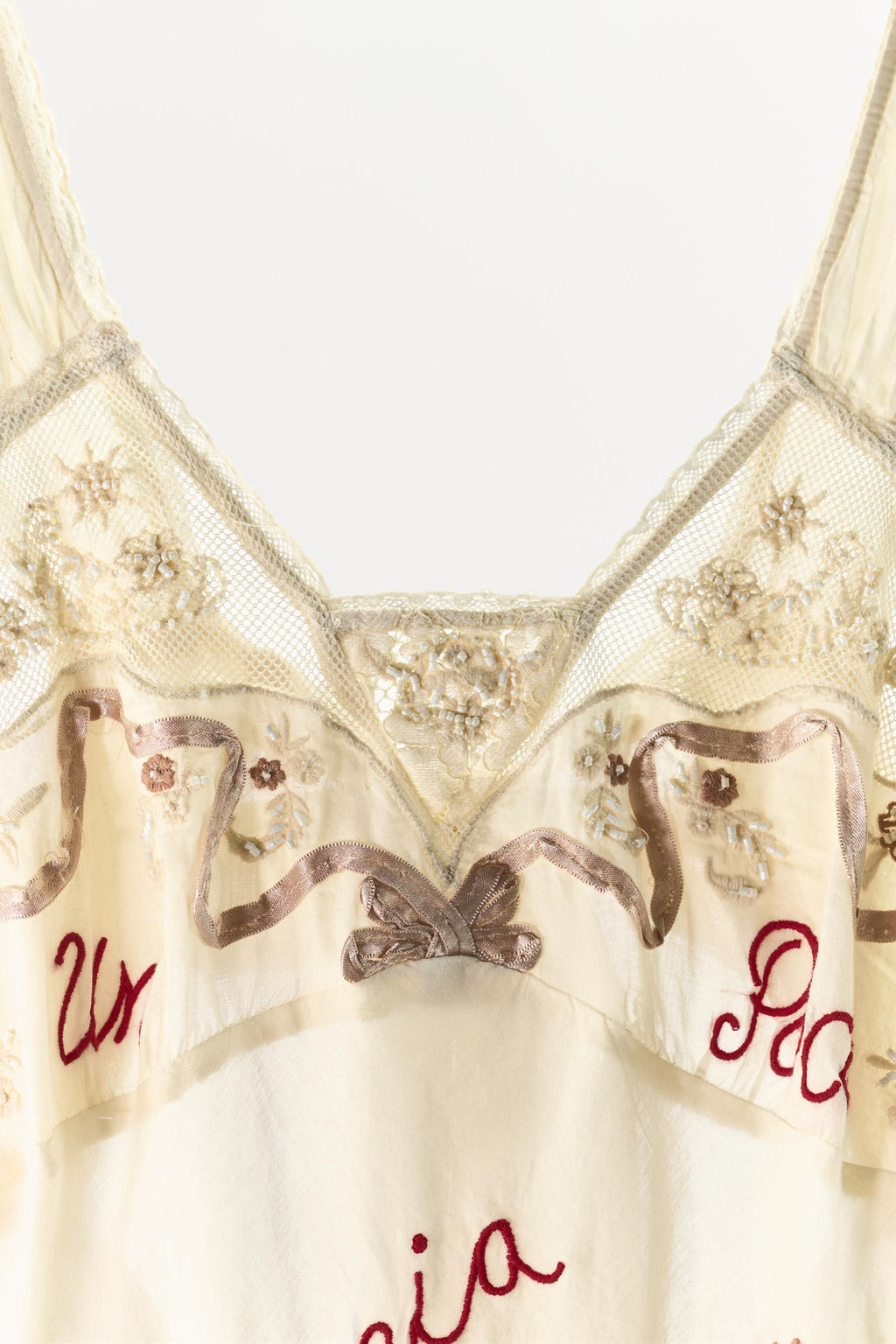 VESTIDO BORDADOS FLORES TEXTO ABALORIOS / Crudo - Zara фото 9