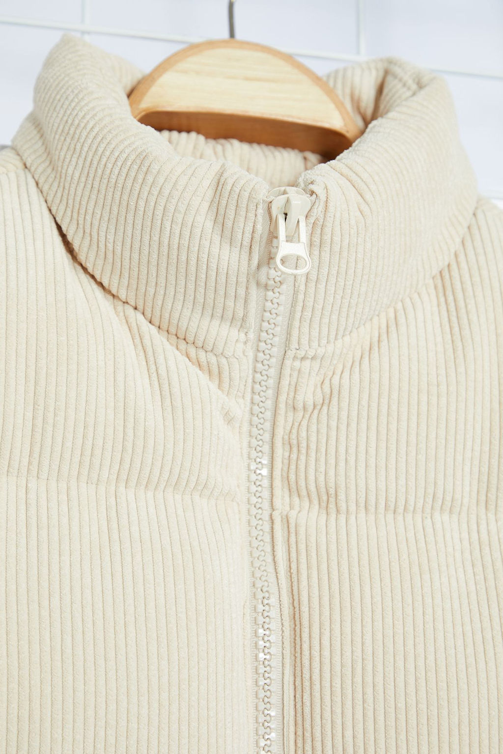 Trendyolmilla Man Siyah Erkek Regular Fit K?sl?k Kadife Yelek TMNAW23YE00013  фото 16