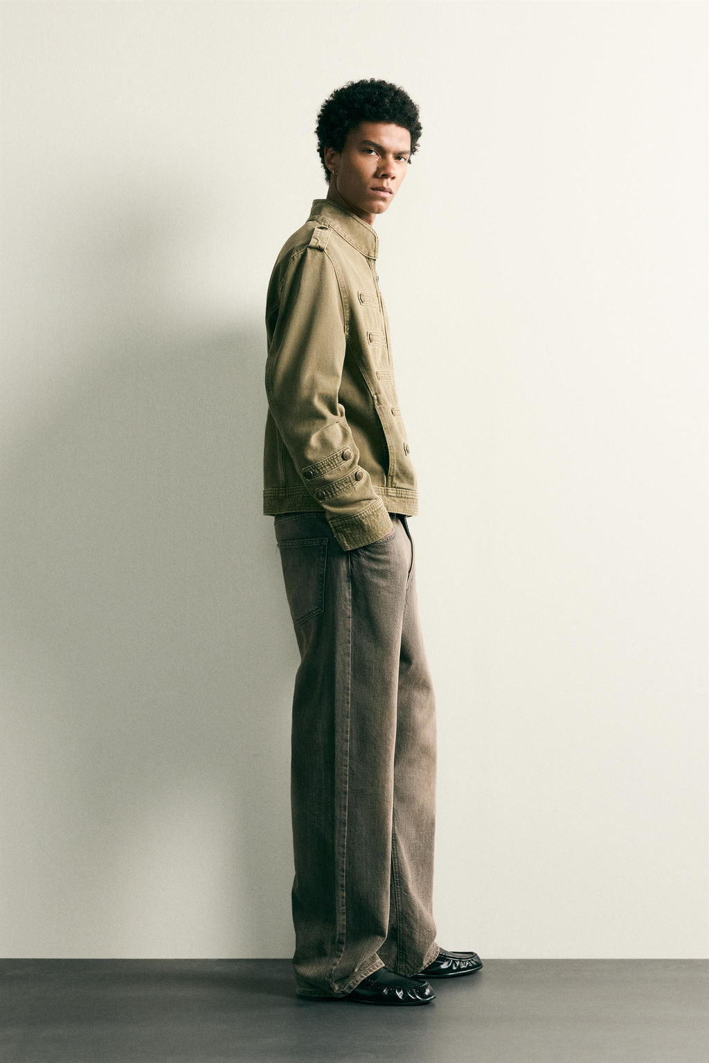 CHAQUETA DENIM CROPPED FIT BOTONES / Khaki - Zara фото 4