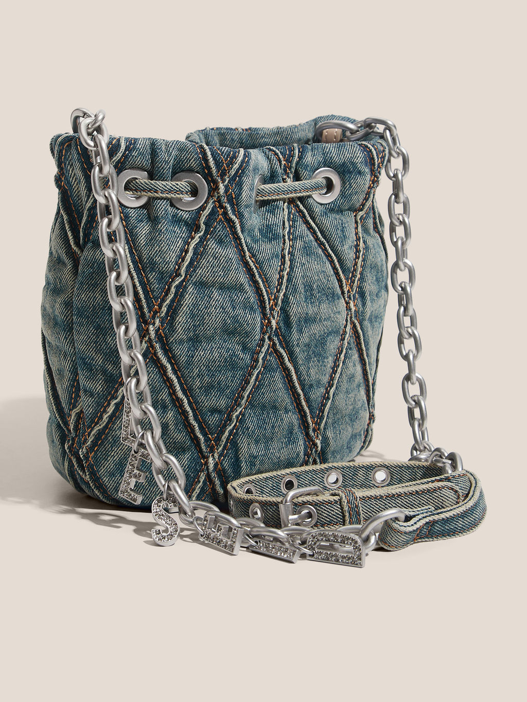 Женская сумка через плечо из денима DIESEL CHARM-D Артикул 4772377, серо-синий - Just cavalli фото 3