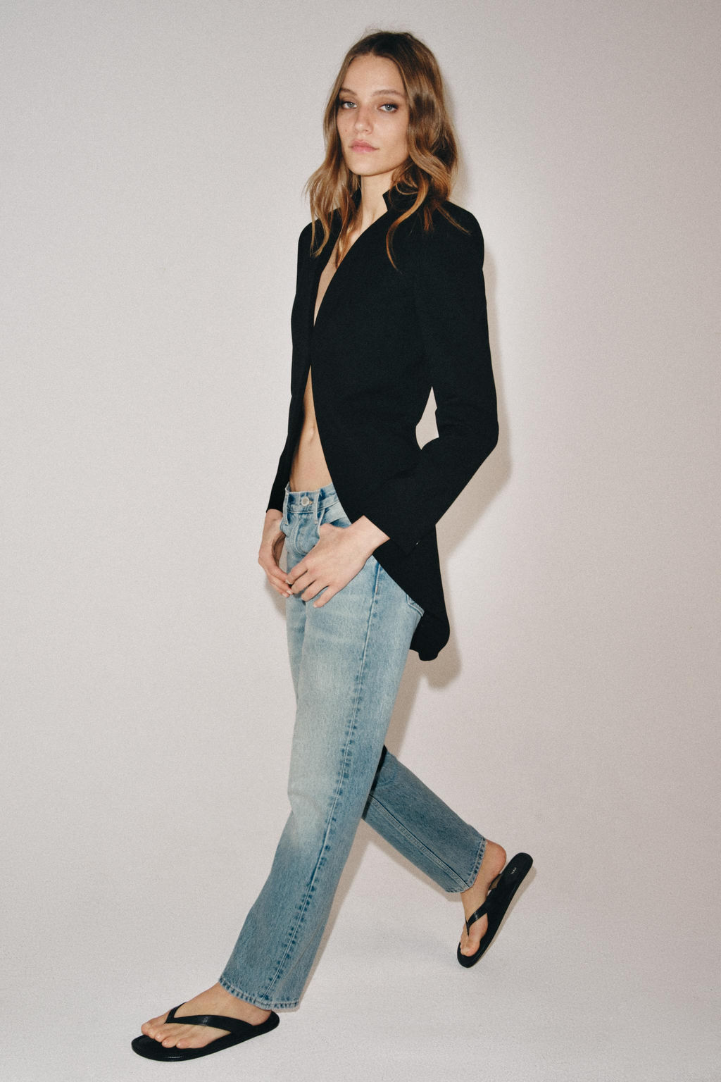 JEANS ZW COLLECTION SLIM TIRO BAJO / Azul claro - Zara фото 4