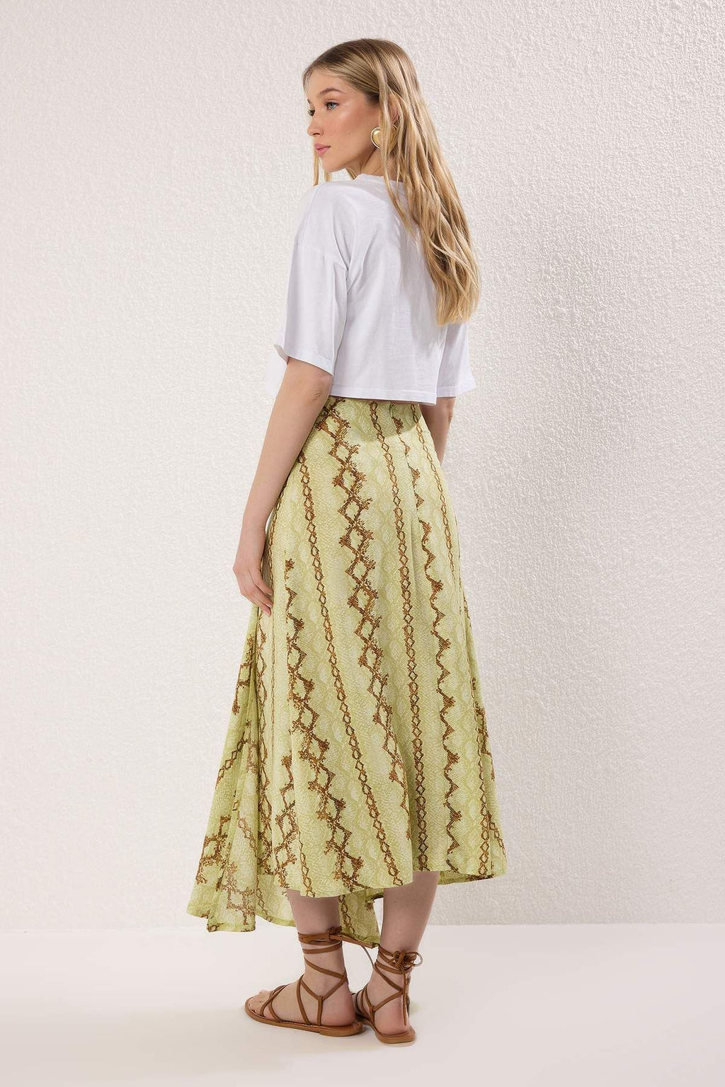 Trendyolmilla Cok Renkli Asimetrik Y?rtmacl? Uzun/Maxi Viskon Etek TWOSS25ET00183 фото 5