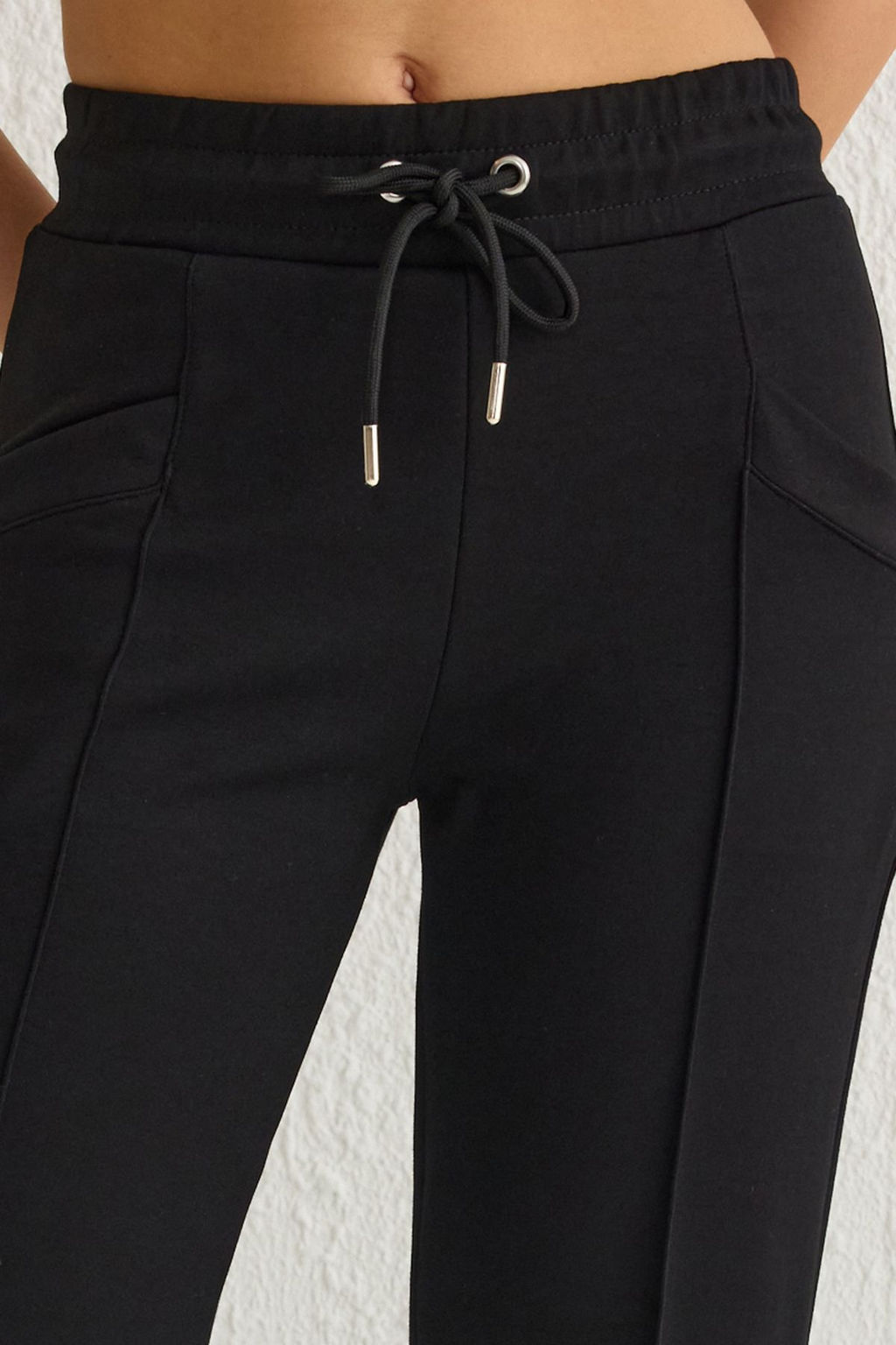 Siyah Soft Kumas Cepli ve Reflektor Bask?l? Spor Orme Esofman Alt? THMSS25EA00002 - Trendyolmilla фото 3