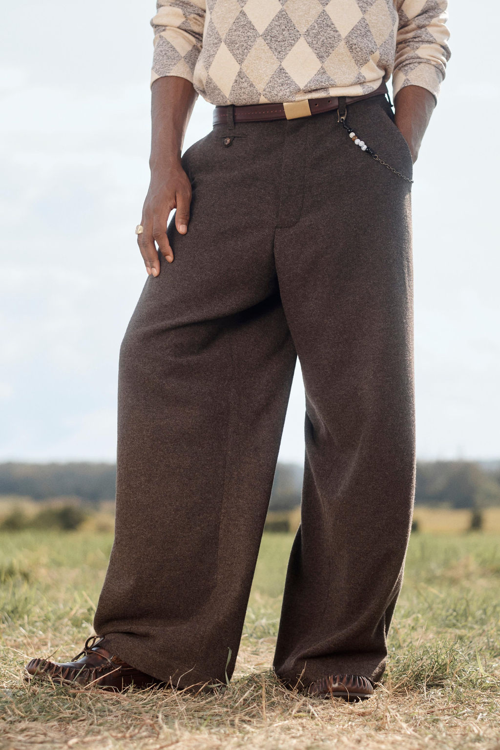 LIMITED EDITION WIDE-LEG WOOL TROUSERS WITH CHAIN - Zara фото 2