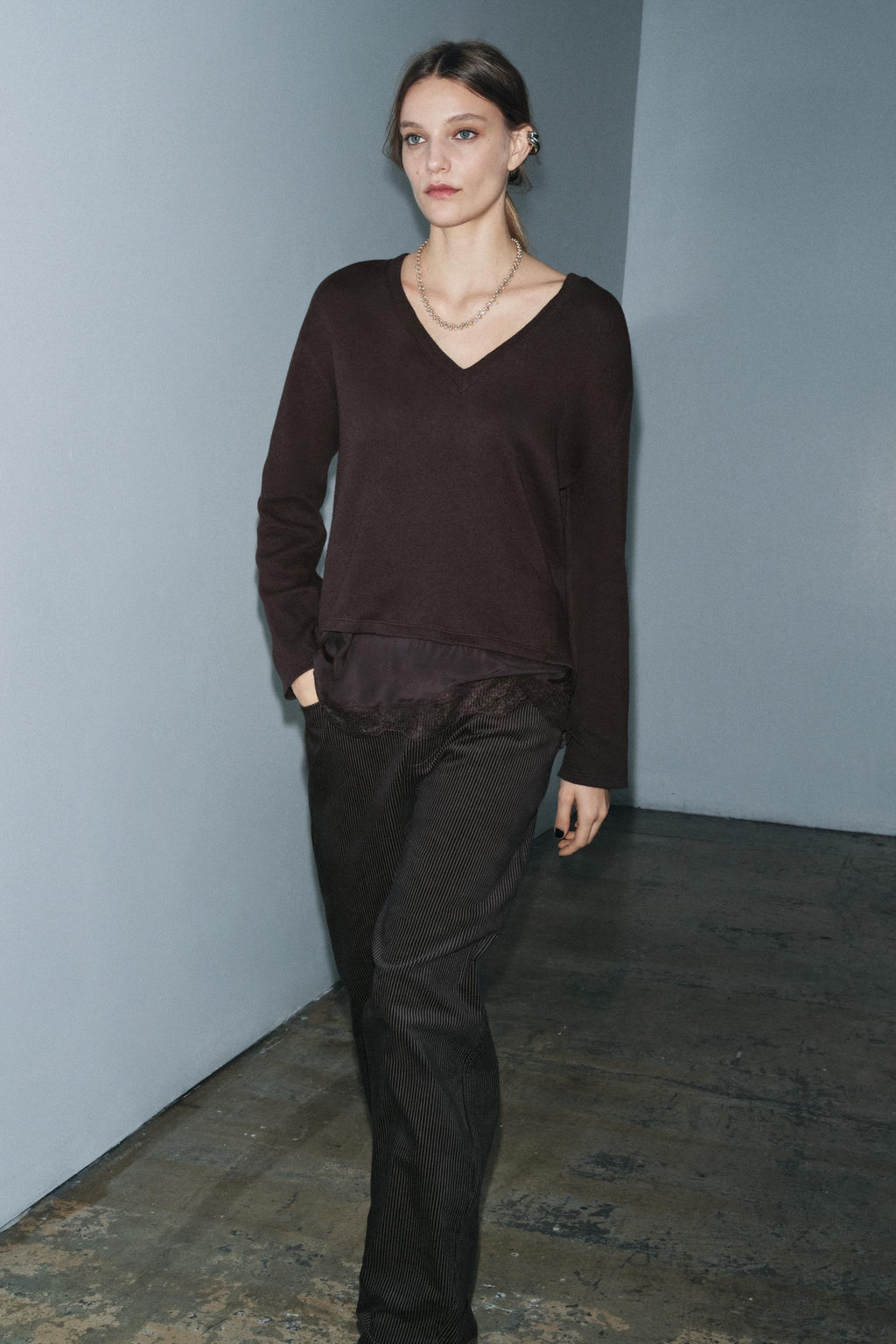 CONTRAST T-SHIRT WITH LACE - Zara фото 11