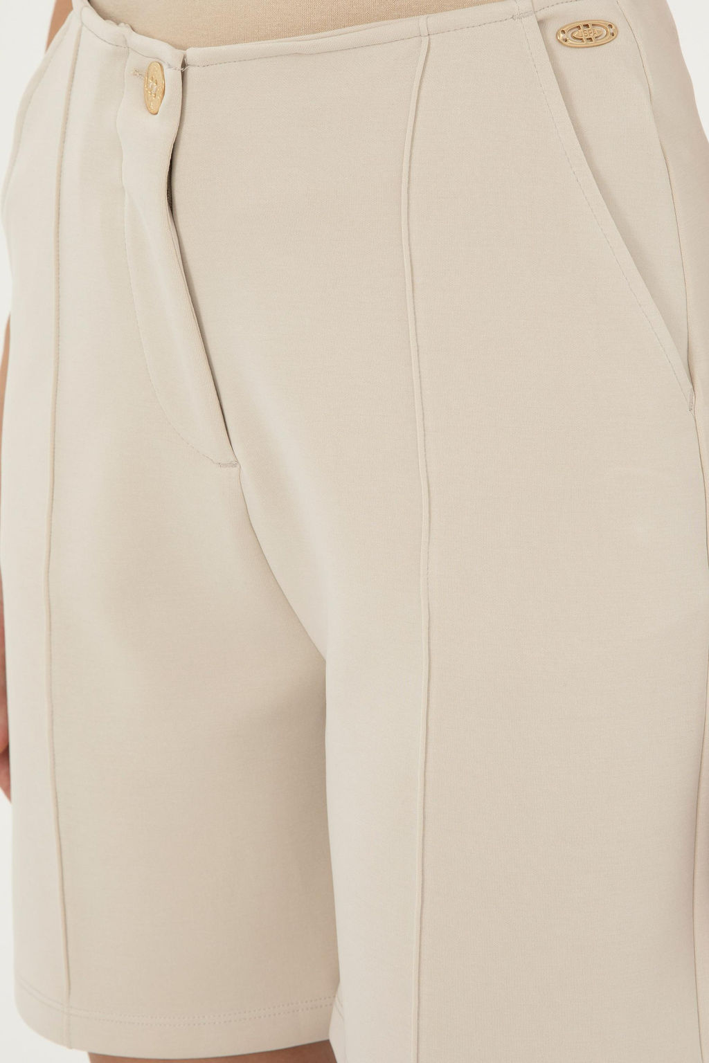 Женские трикотажные шорты с каменным узором Неожиданная скидка в корзине