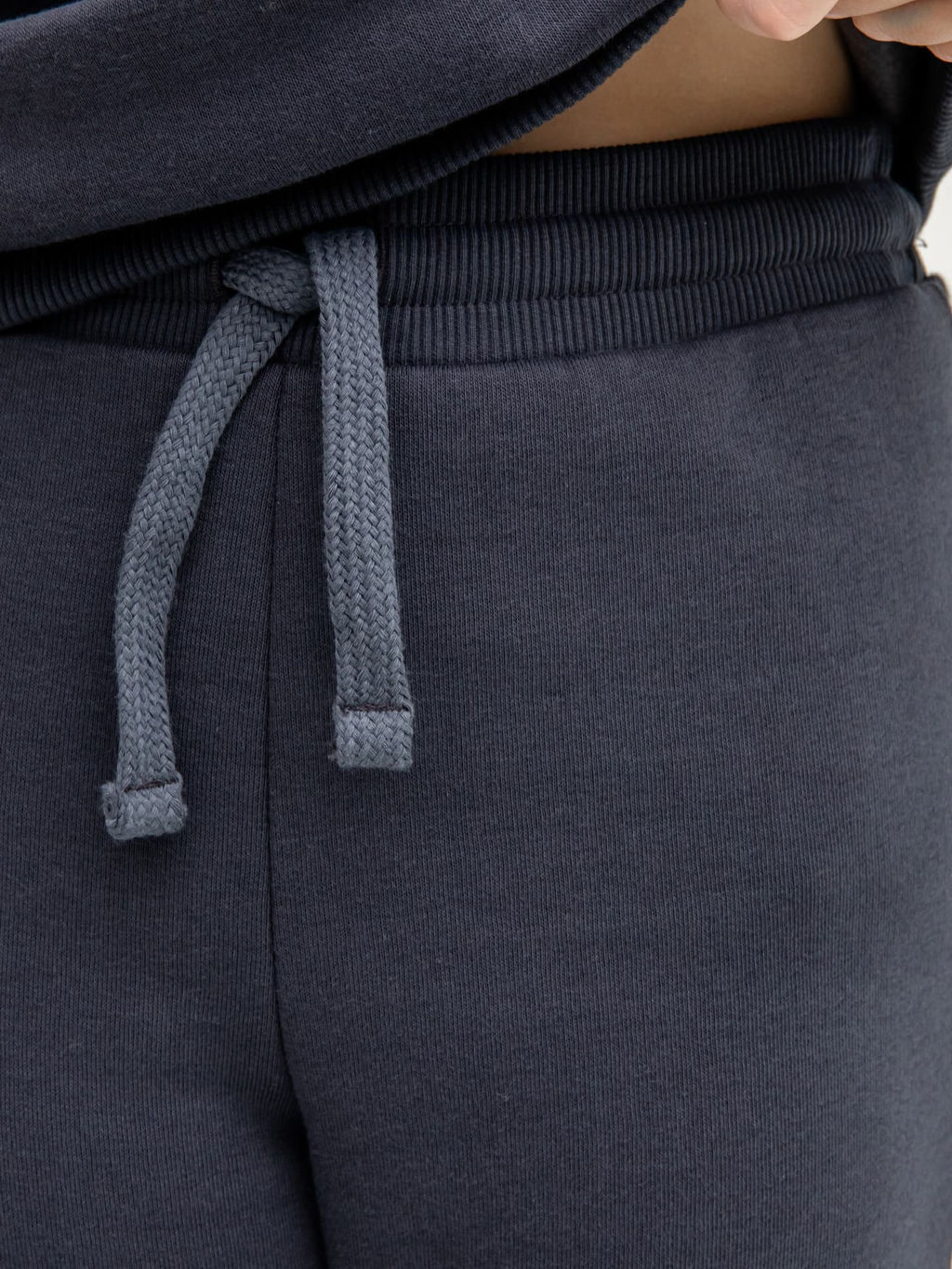 Комплект для мальчиков (худи, брюки) в сером цвете - Mark formelle фото 5