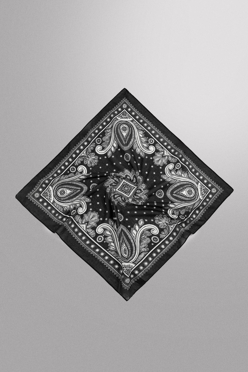 PAISLEY PRINT BANDANNA - Zara фото 2