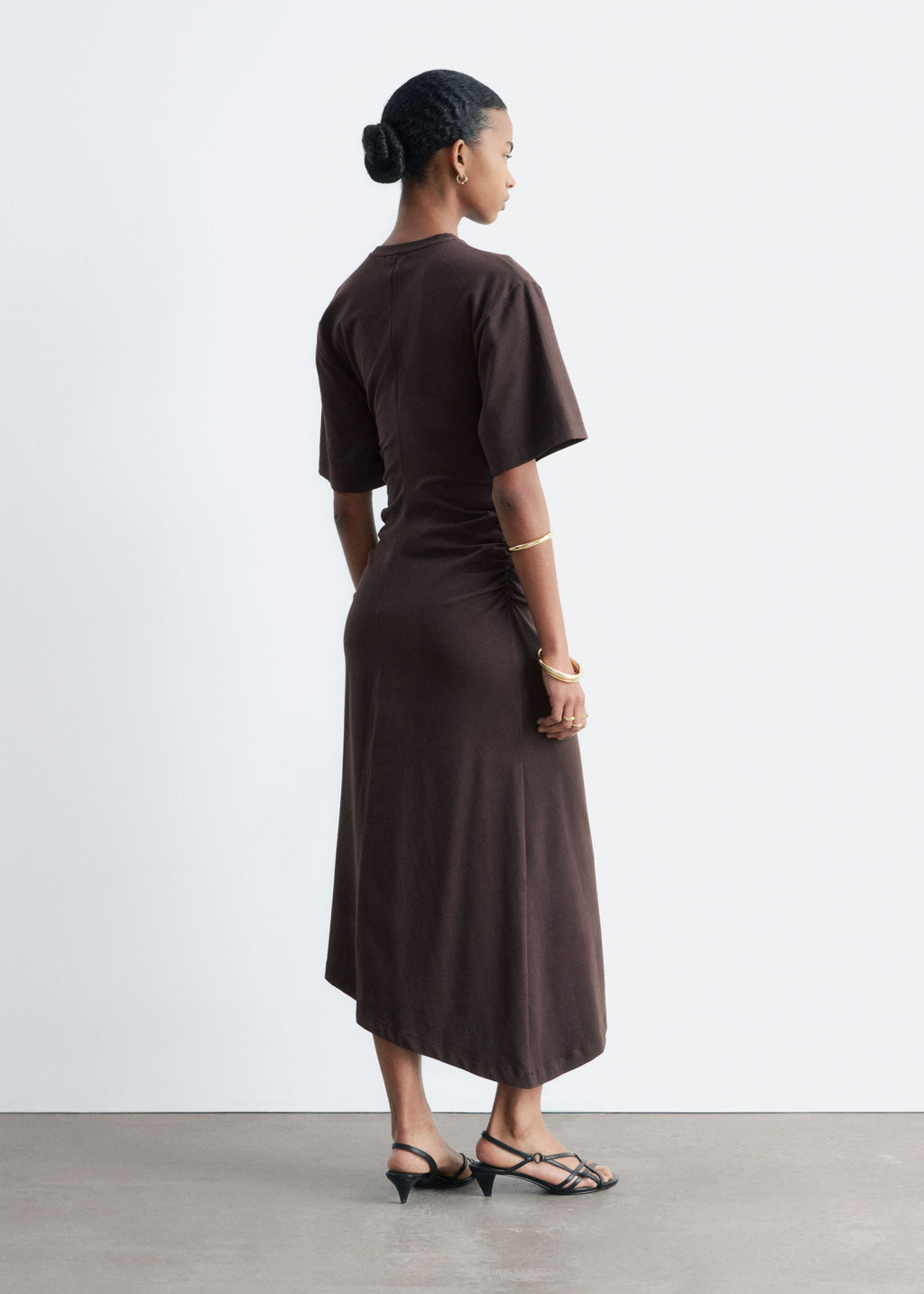 Vestido midi asim?trico tipo camiseta - H&m фото 4
