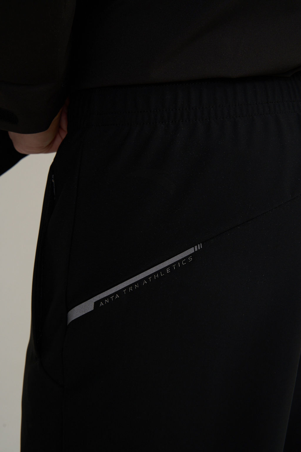 Куртка Черный ANTA TRN Woven Track Top фото 6