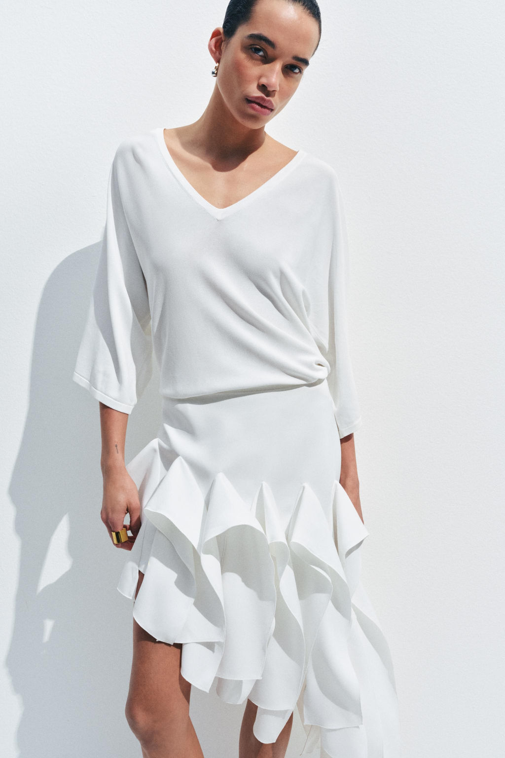 JERSEY PUNTO FLUIDO ESCOTE PICO / Blanco - Zara фото 8