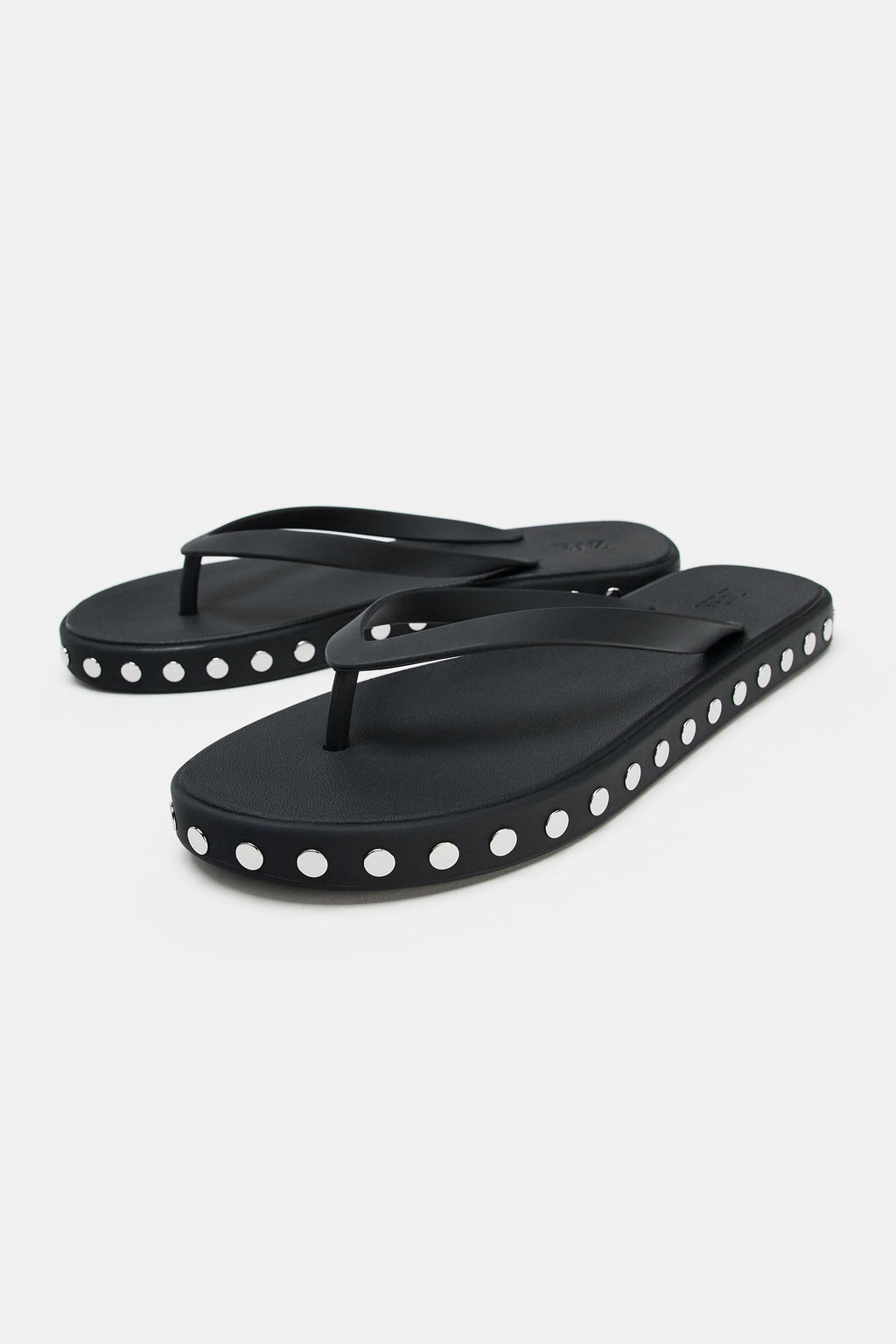 SANDALIA PLANA TACHAS / Negro - Zara фото 4