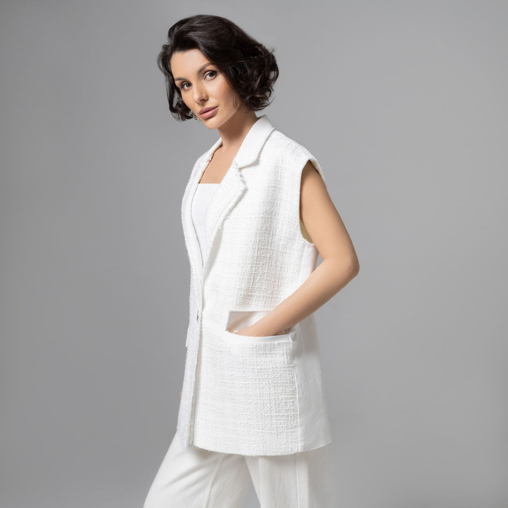 Жилет , в котором выглядишь дорого, Карьерный взлет (античный белый) - Charutti фото 8
