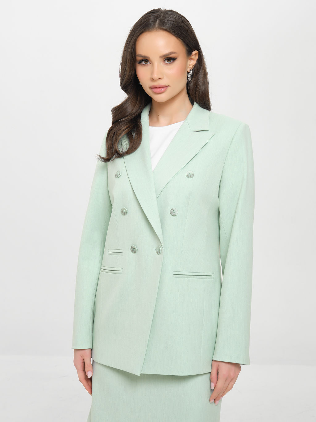 Жакет с фигурным краем борта