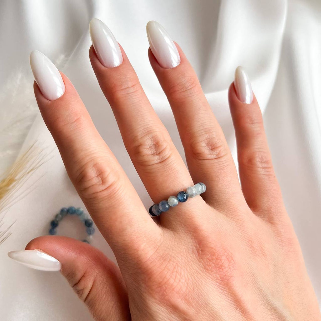 Кольцо на резинке из Кианита