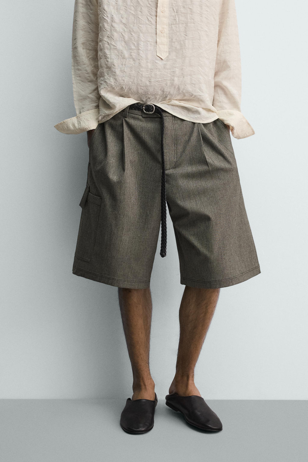 BERMUDA CARGO RELAXED WIDE FIT / Tostado oscuro