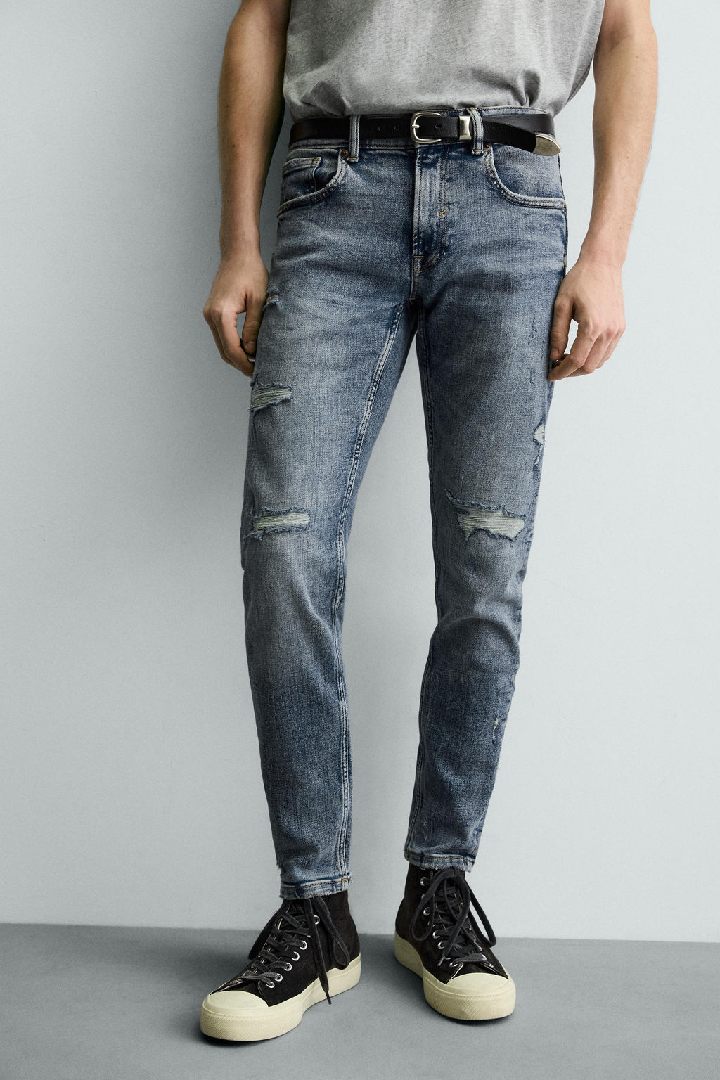 RIPPED FLARE FIT JEANS - Zara фото 14