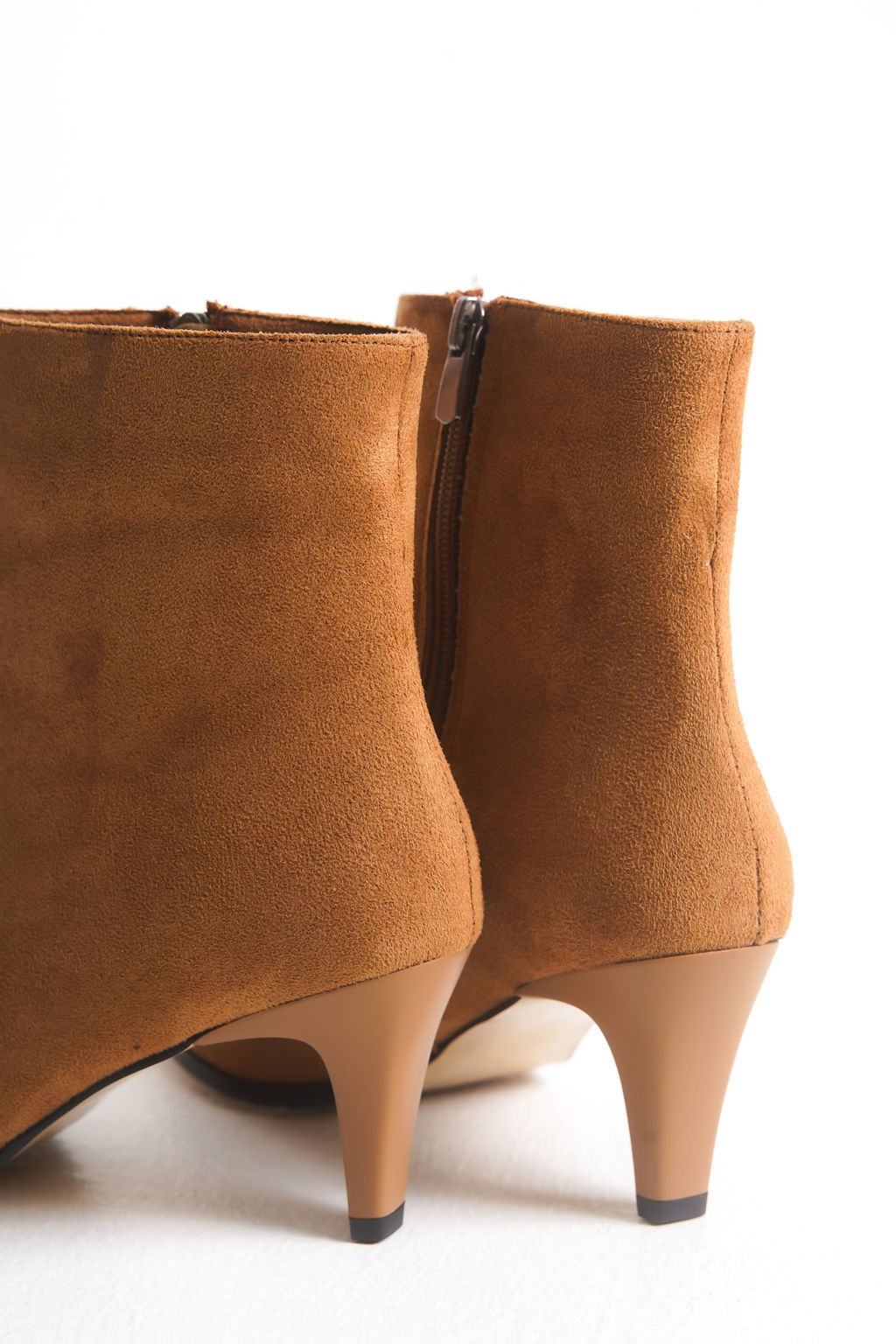 Taba Suet Sivri Burun Ince Topuklu Kad?n Bot 
TAKAW26BO00049 - Trendyolmilla фото 7