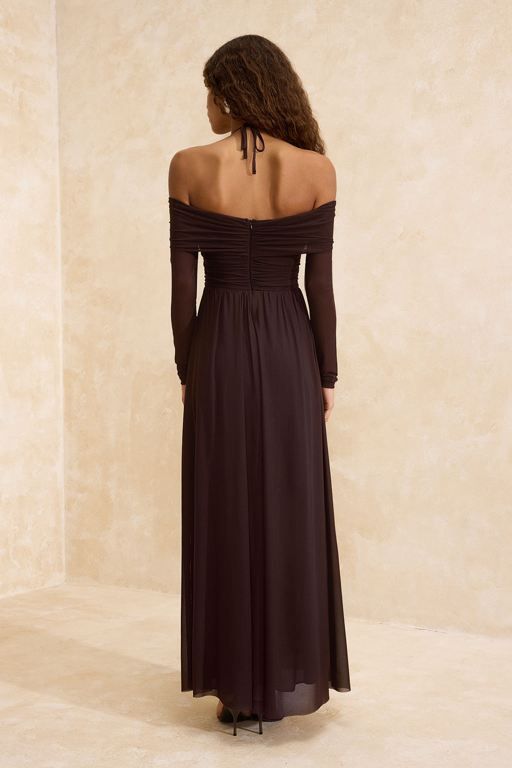 Kahverengi Tul Boyundan Baglamal? Etegi Belden Ac?lan Maxi Abiye & Mezuniyet Elbisesi TPRSS26AE00001 - Trendyolmilla фото 10