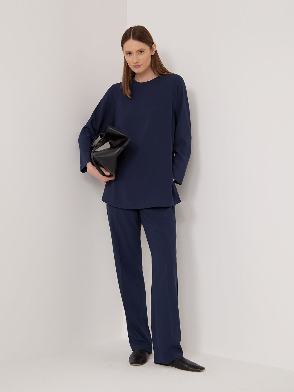 Однотонная блузка B2744/dundee - Emka фото 2