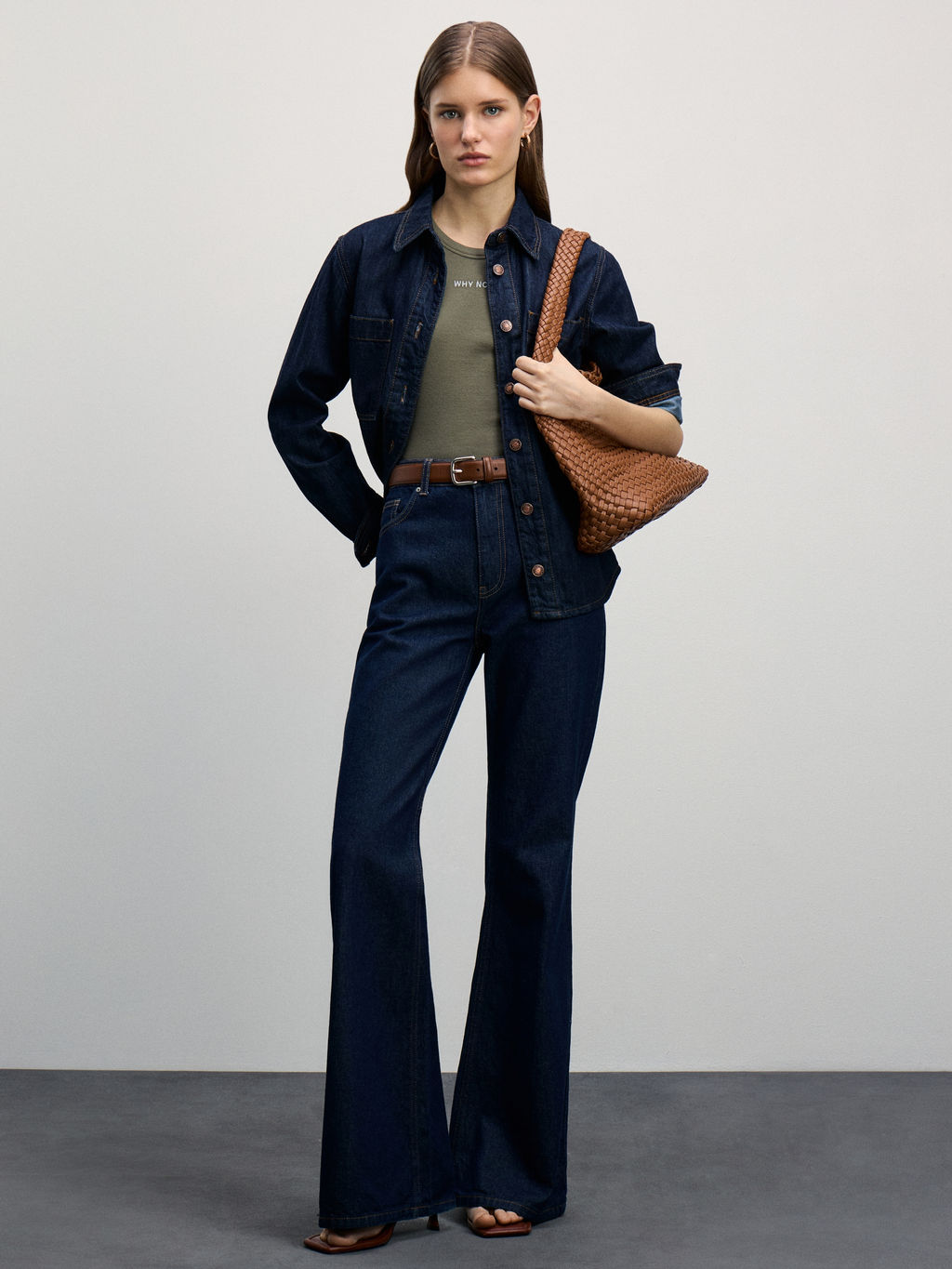 Укороченный топ с вышивкой / Zarina фото 3