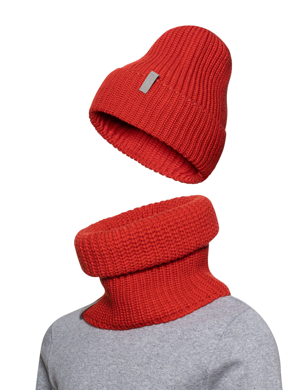 Комплект вязаный красный Ш-118 (56-58)