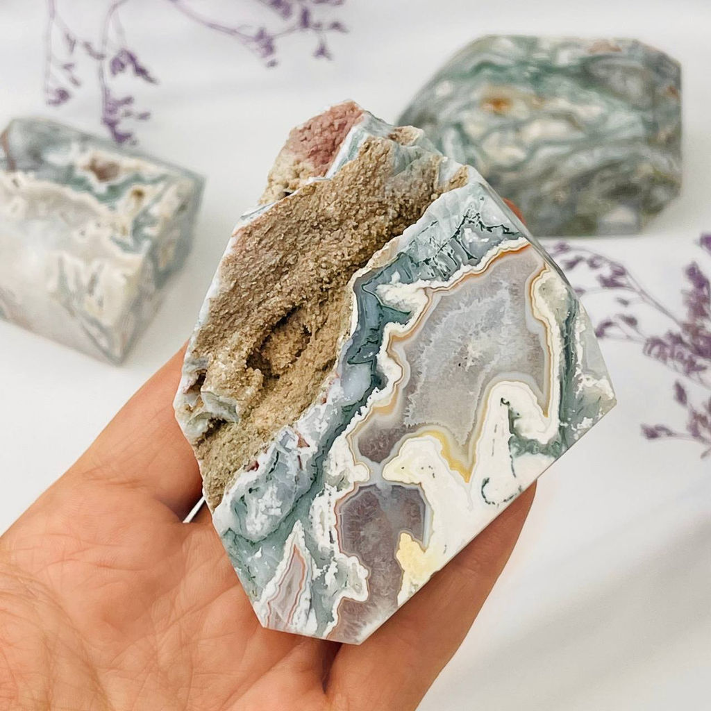 Кристалл из Мохового агата