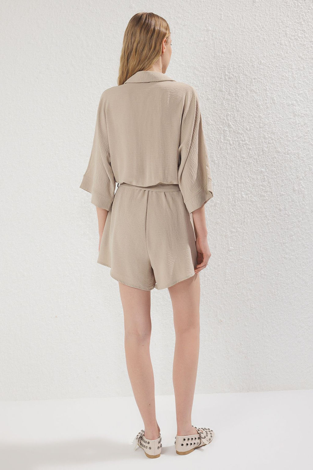 TRENDYOLMILLA Bej Duz Kruvaze K?sa Dokuma Tulum TWOSS25TU00062  фото 4