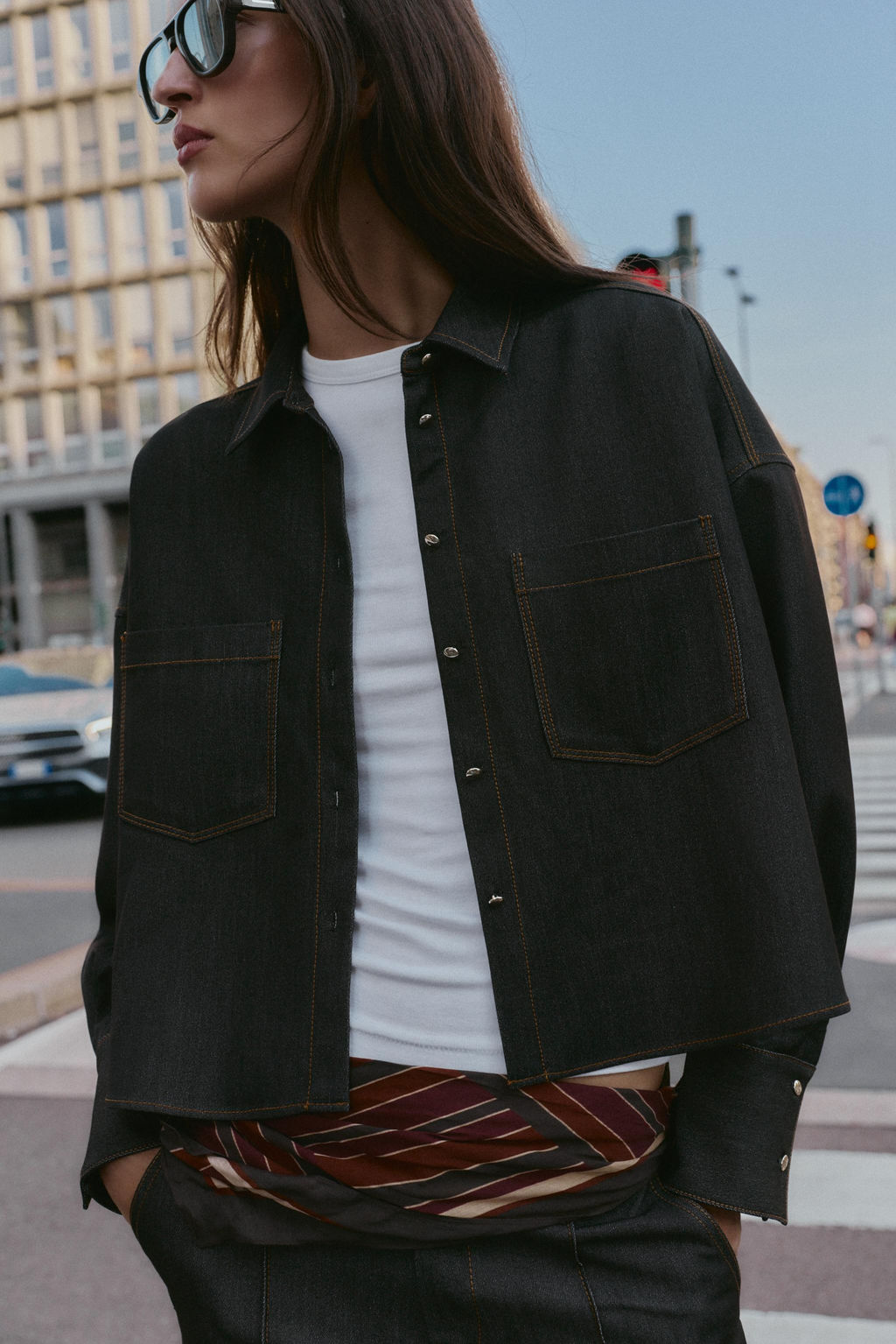 OVERSIZE SHIRT WITH CONTRAST STITCHING - Zara фото 2