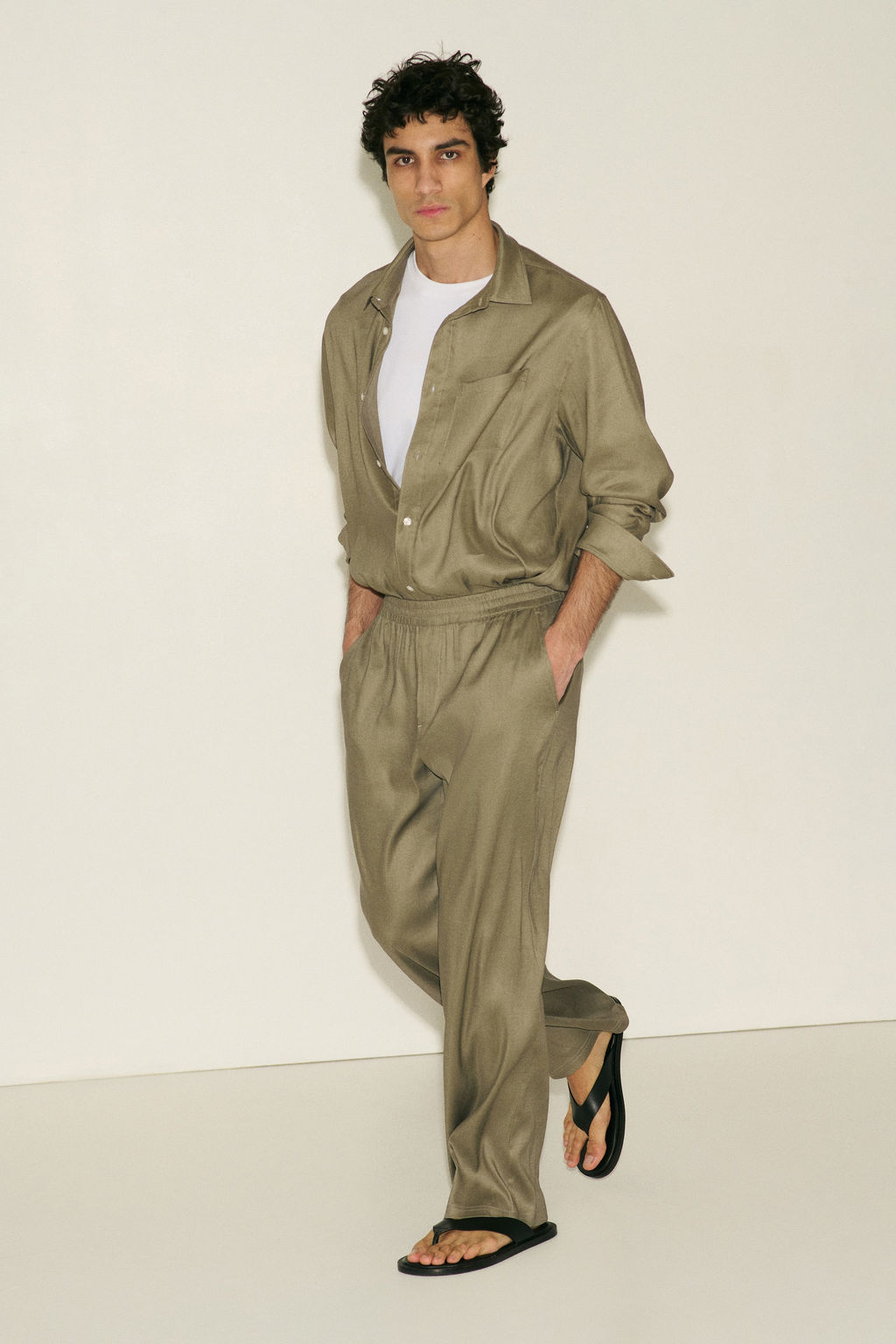 Pantal?n en mezcla de lino Easy Care Loose Fit - H&m фото 5