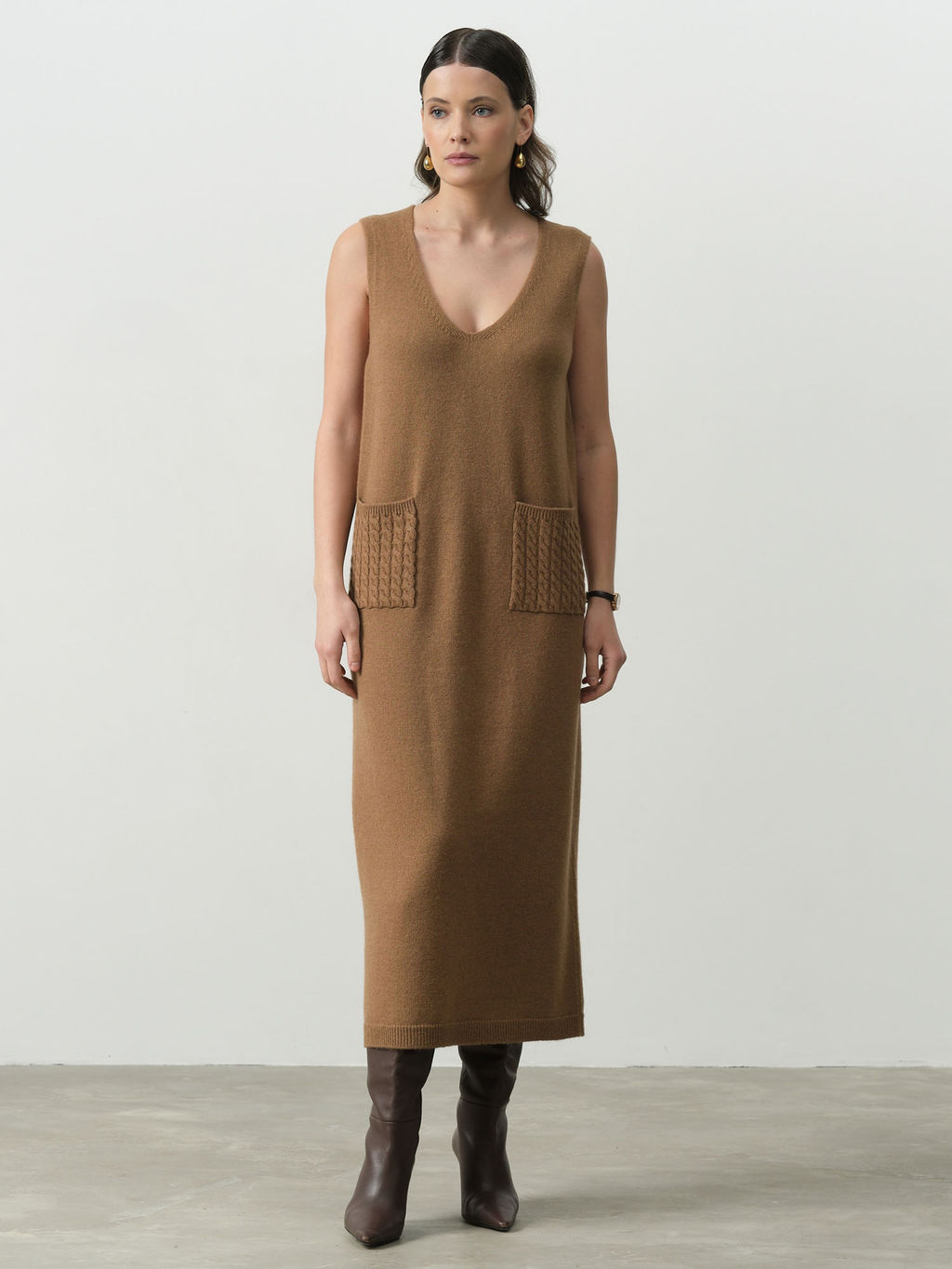 Платье из шерсти верблюжонка 9064