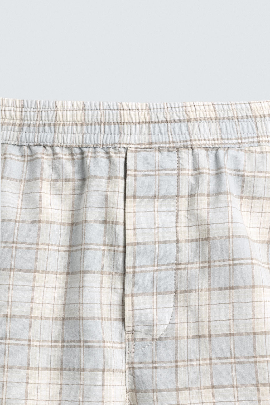 BERMUDA REGULAR FIT CUADROS / Celeste