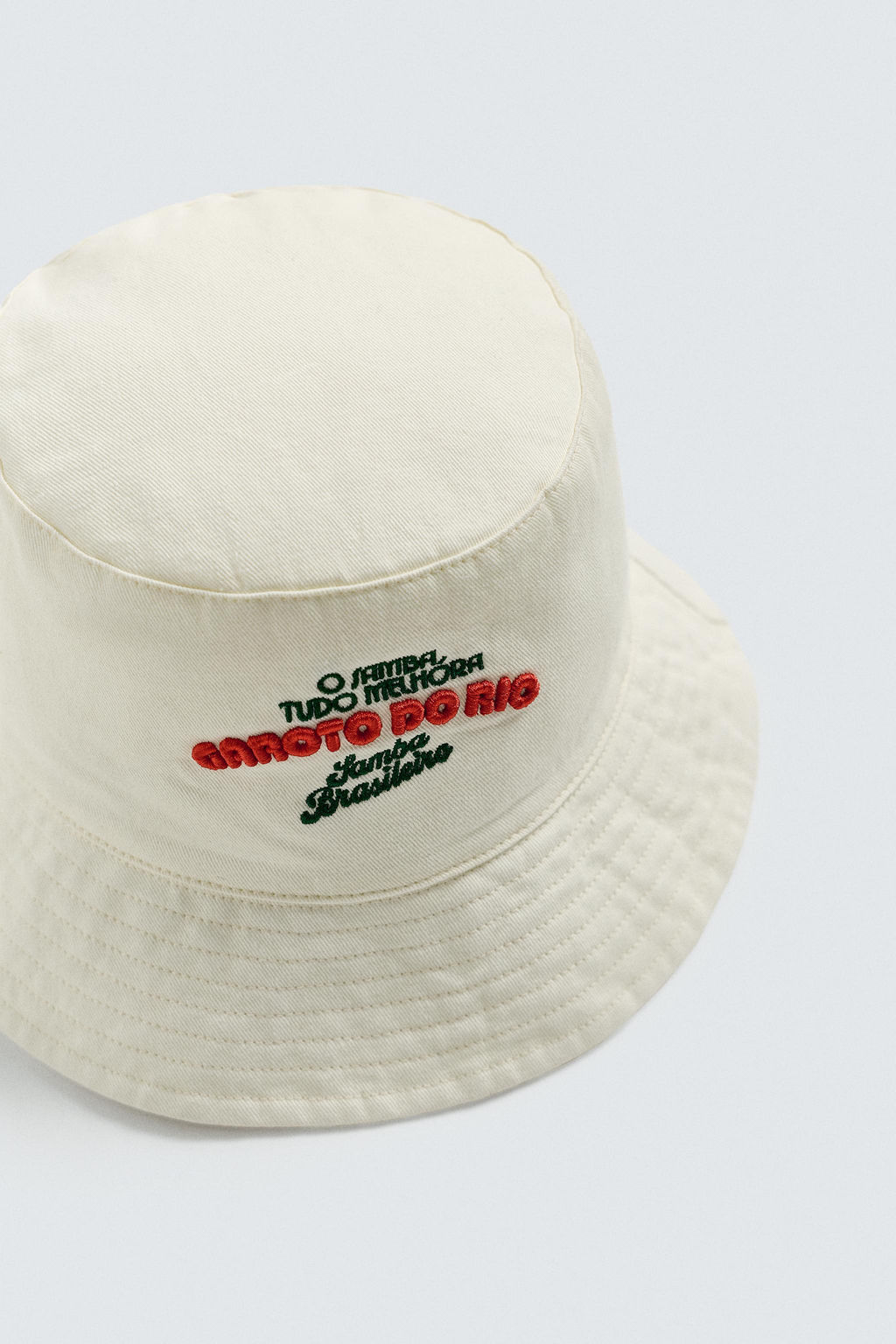 CONTRAST EMBROIDERY BUCKET HAT - Zara фото 6