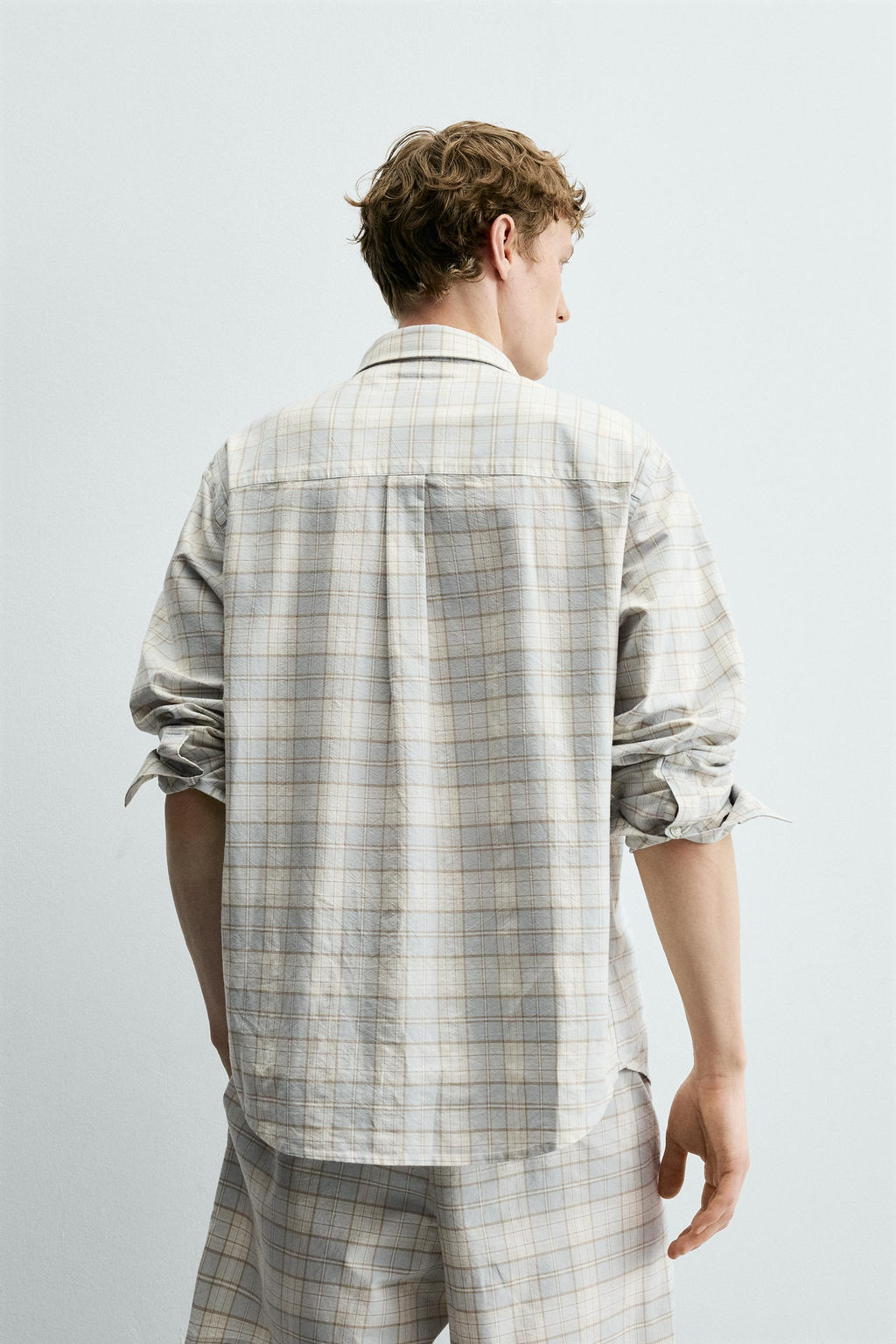 CAMISA REGULAR FIT CUADROS / Celeste - Zara фото 3