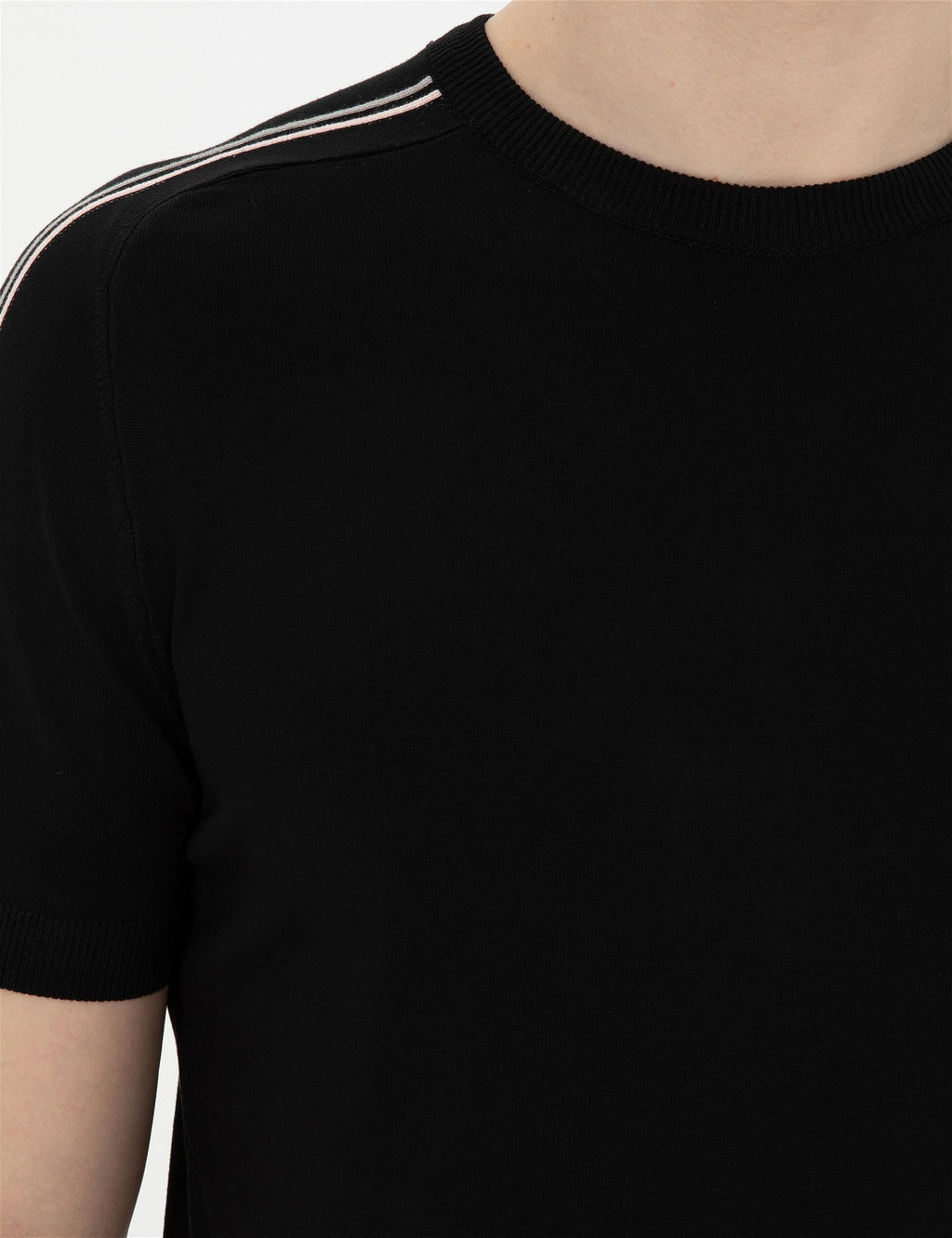 Siyah Slim Fit Bisiklet Yaka Triko Ti__rt