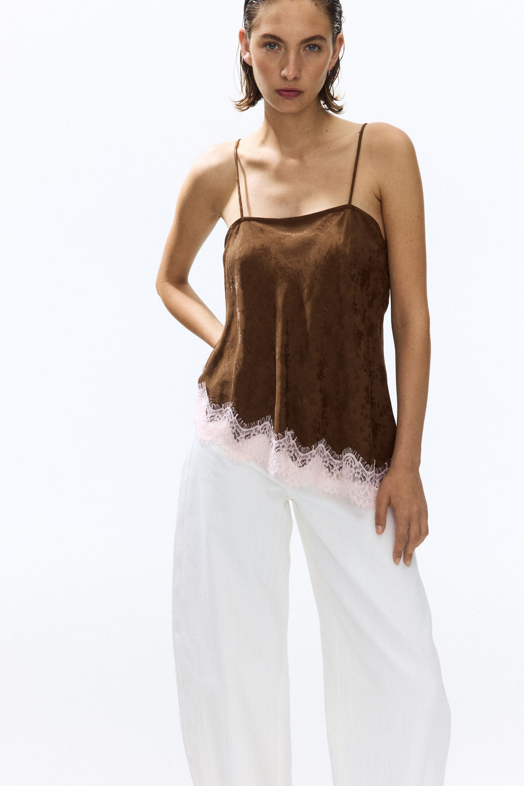 Top asim?trico de viscosa con tirantes espagueti - H&m фото 2